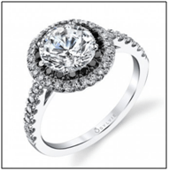 Top 10 Engagement Rings for a Holiday Proposal