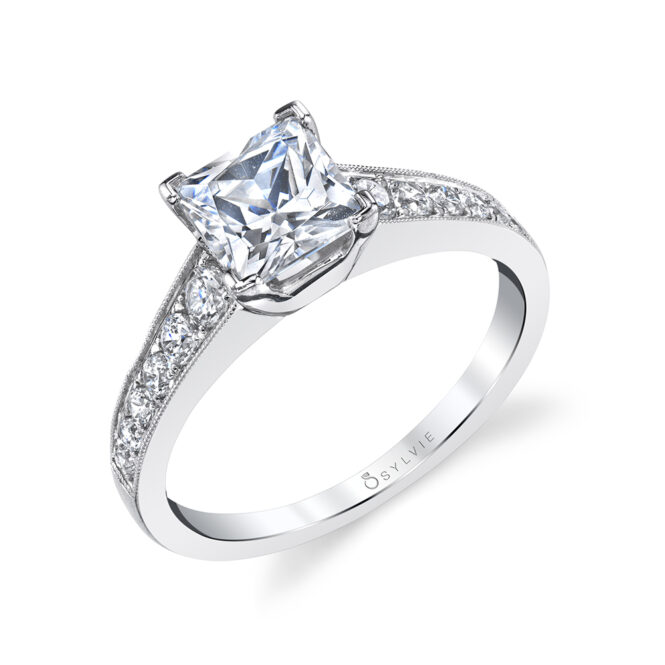 princess cut engagement ring