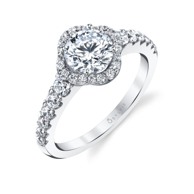 halo engagement ring 