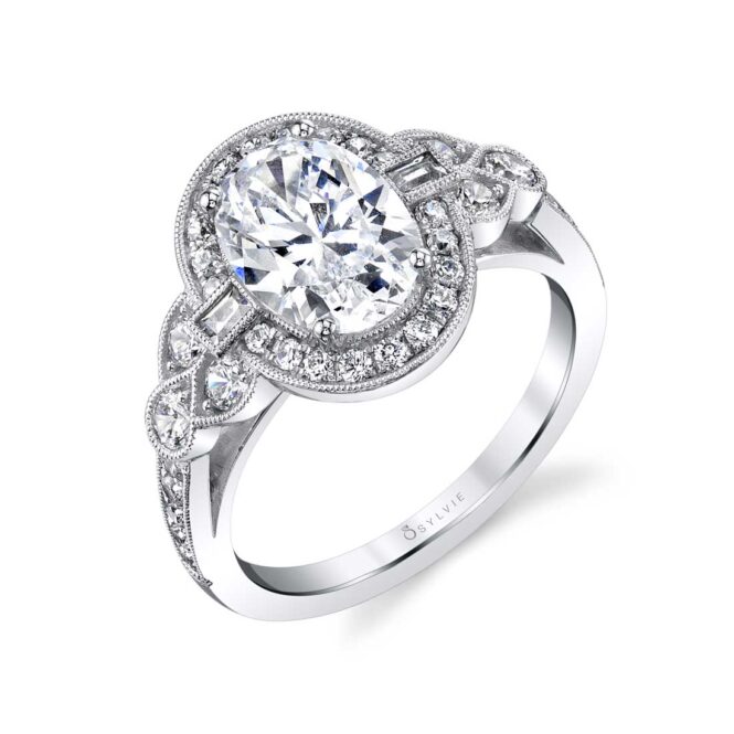 Oval Engagement Ring