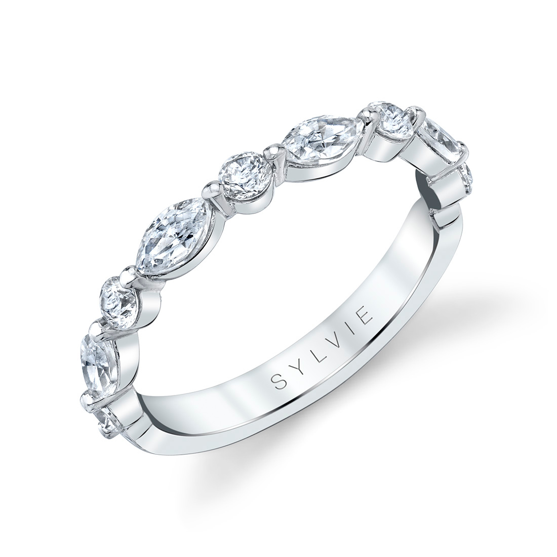 White Gold vs. Platinum 13 white gold vs platinum 13