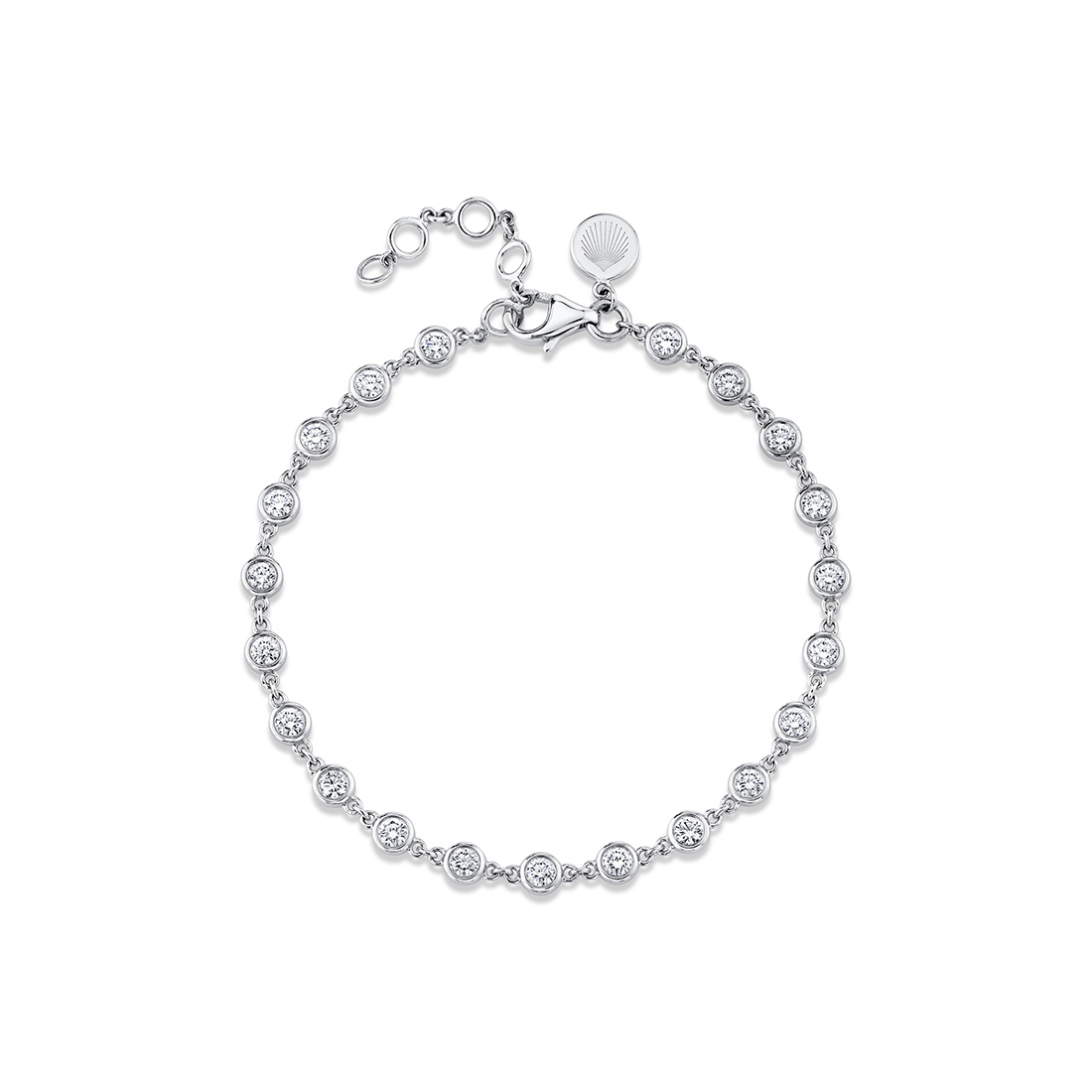 White Gold vs. Platinum 8 white gold vs platinum 8