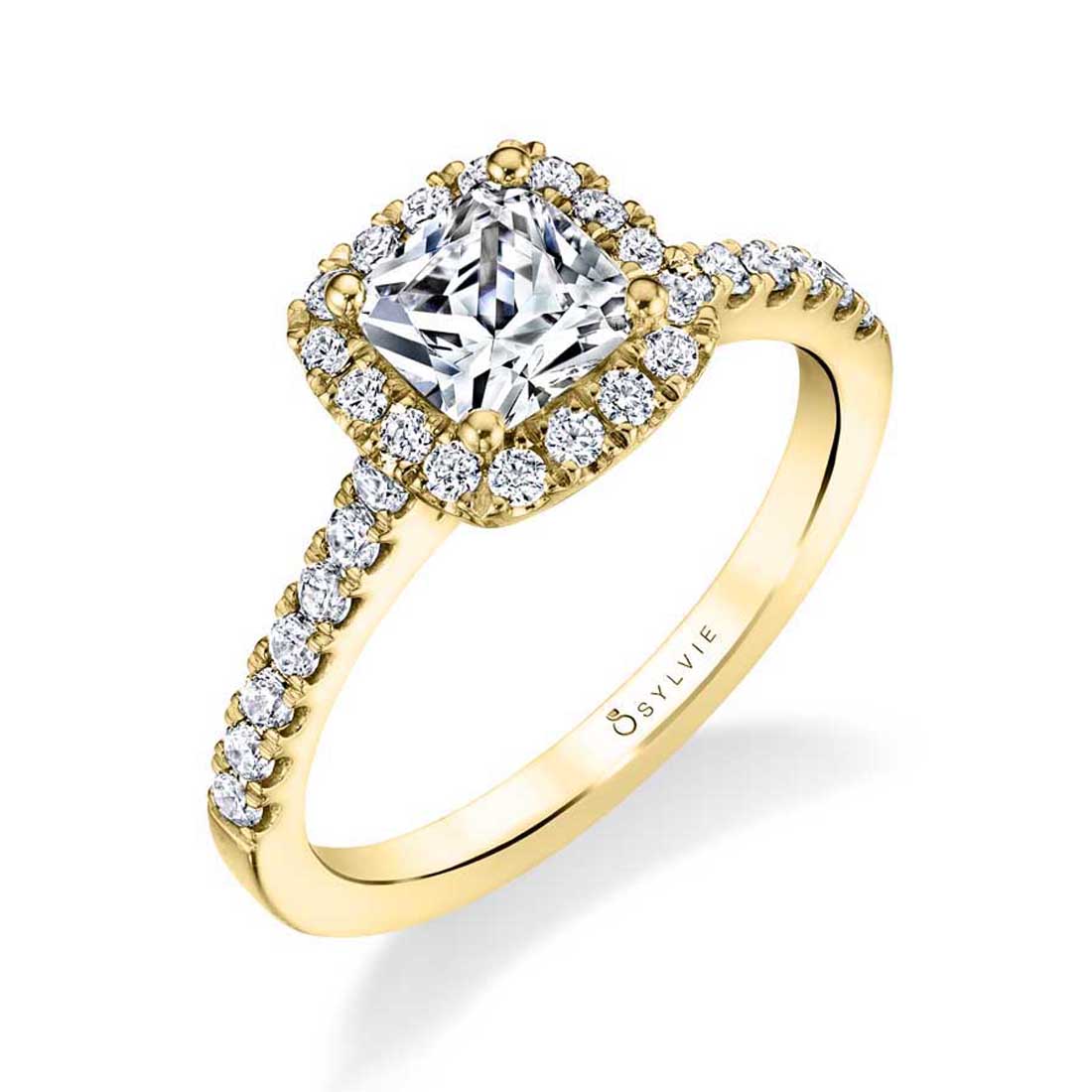 Cushion cut engagement Ring with Halo