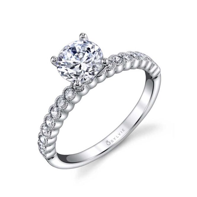 Round Cut Modern Solitaire Engagement Ring