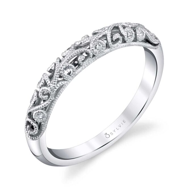 Vintage-Inspired Wedding Band