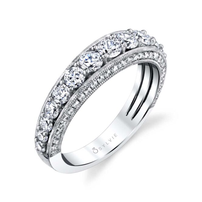 Round Cut Vintage Wedding Band - Josephine