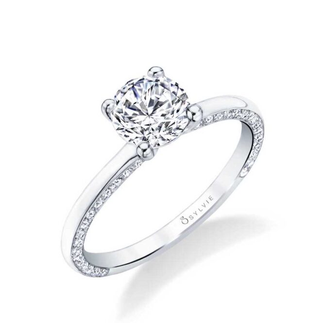 Modern Solitaire Engagement Ring