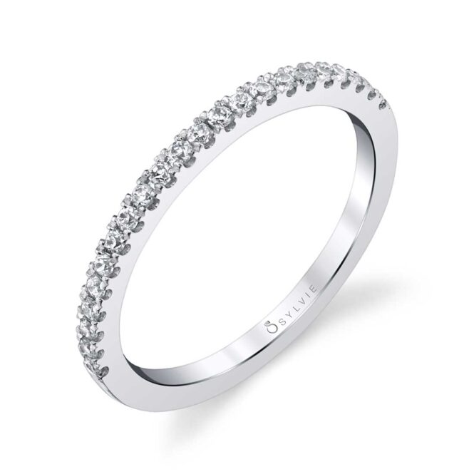 Round Cut Classic Diamond Wedding Band - Aurore