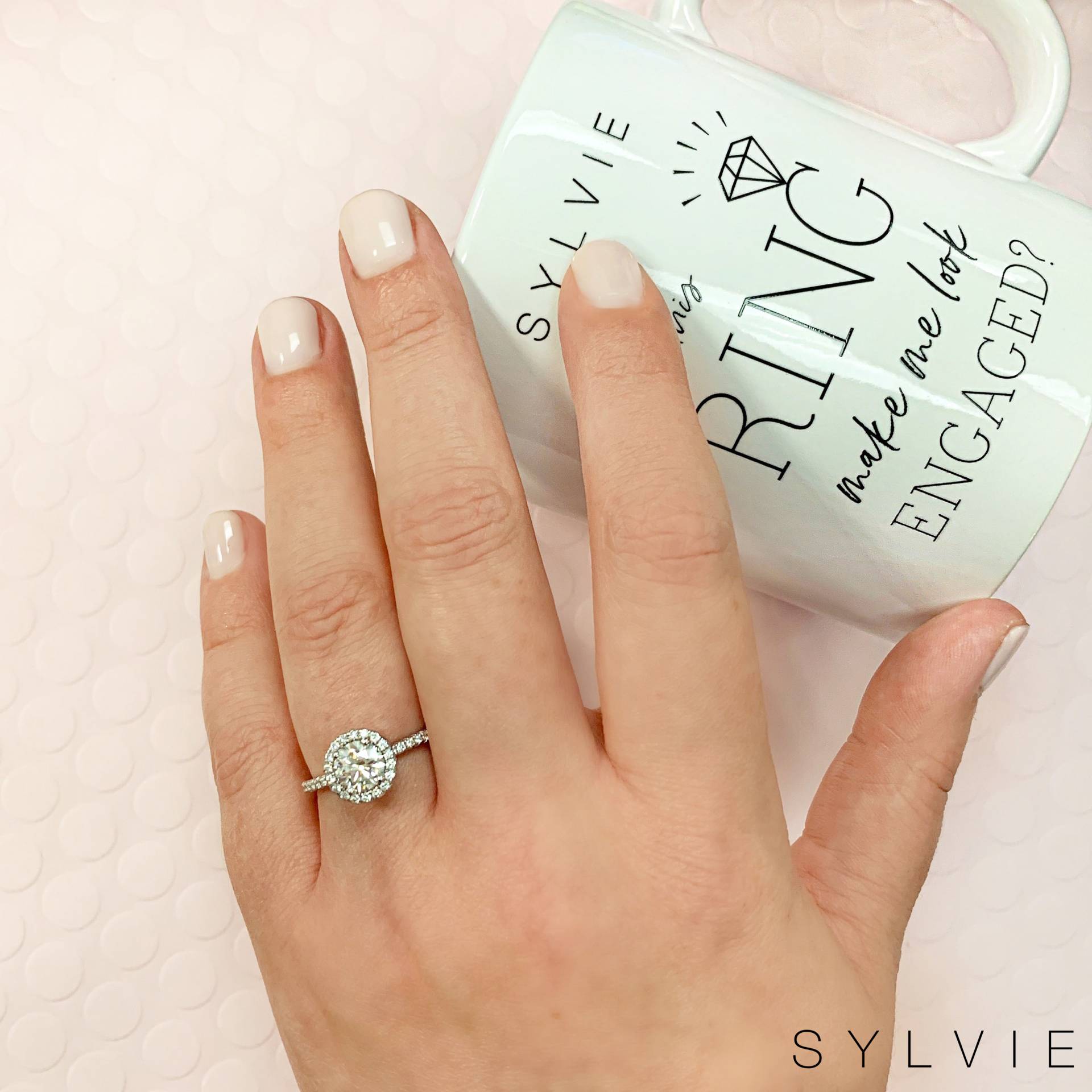 round engagement ring sylvie S1793