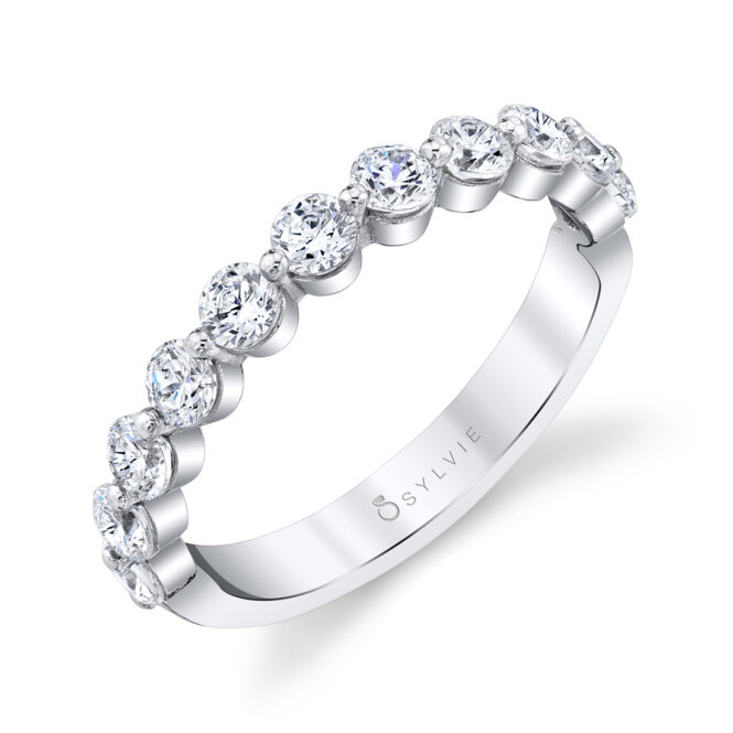 Profile Image of a Single Prong Engagement Ring in White Gold - Karol