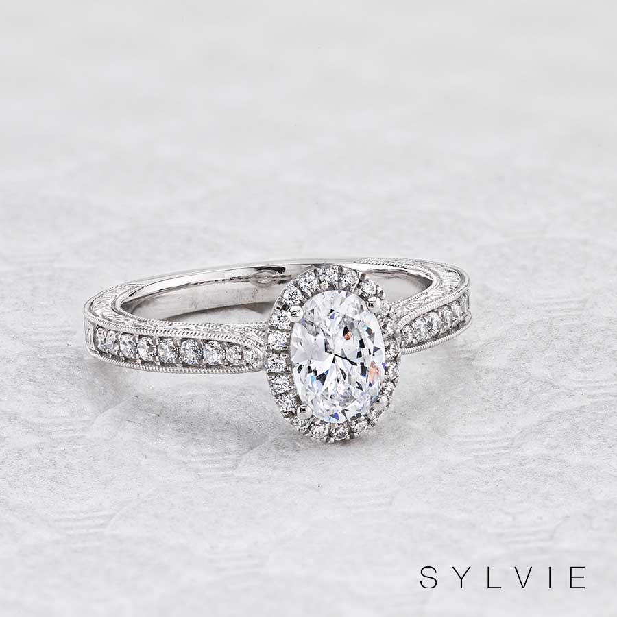 oval engagement rings