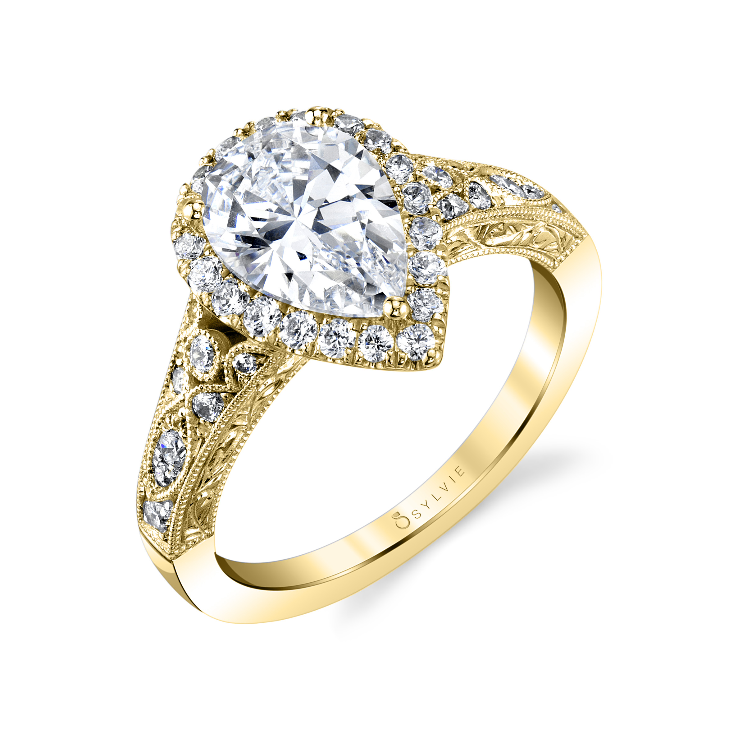 pear shaped engagement rings