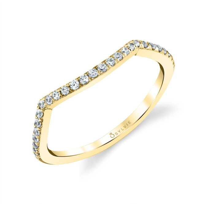 contoured wedding band in yellow gold