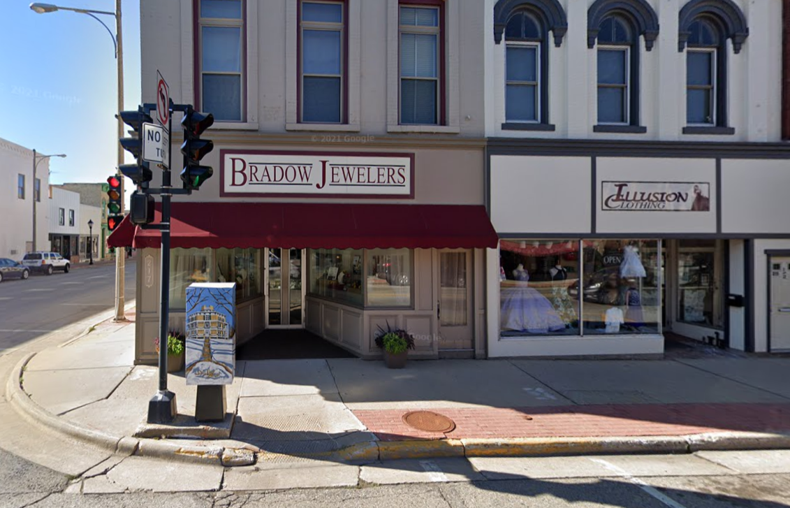 Bradow Jewelers