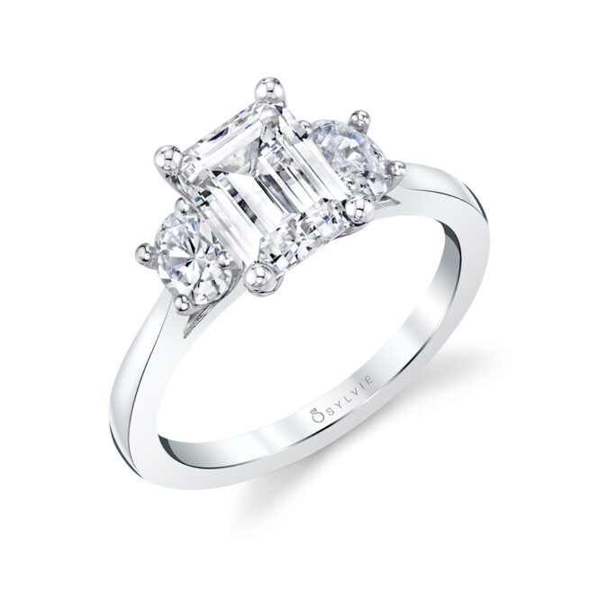 3 stone emerald cut engagement ring-Slvie