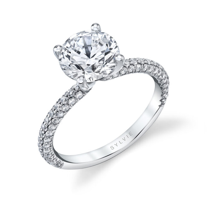 rose gold pave diamond wedding ring