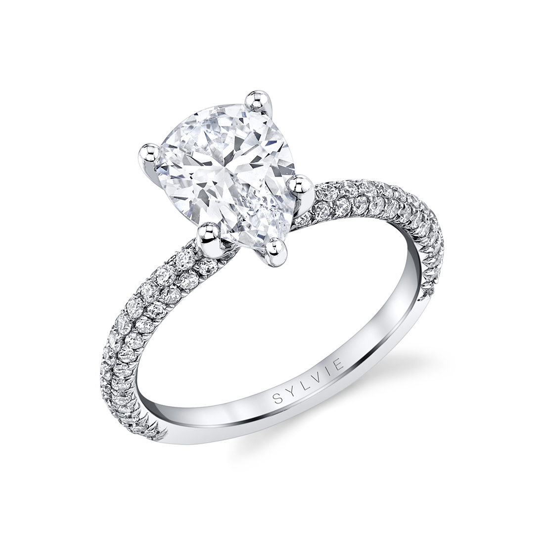 pear cut engagement ring