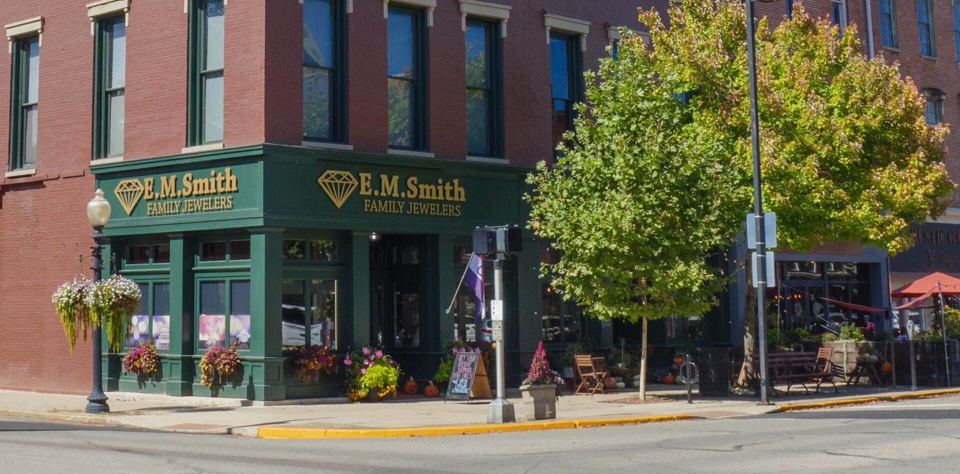 E.M. Smith Family Jewelers