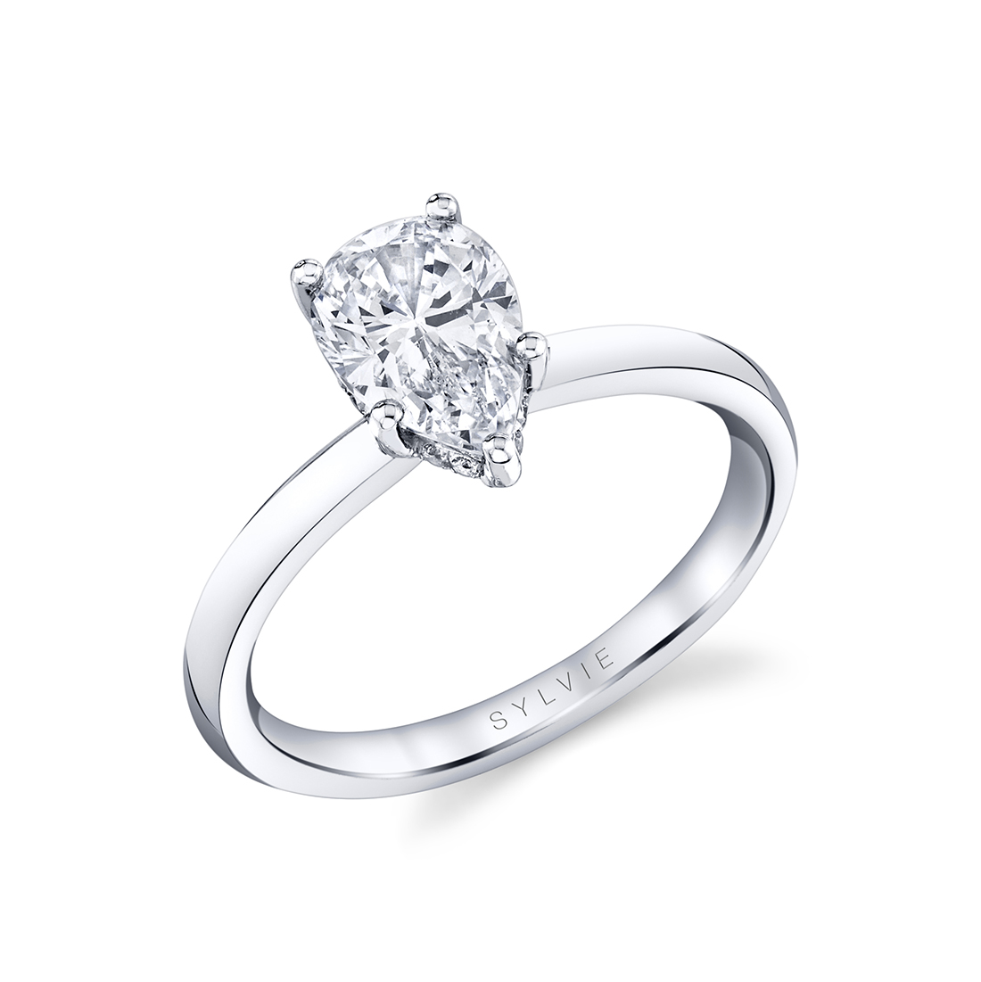 Solitaire Engagement Rings in 18K Gold - Solitaire Jewels Dubai, UAE