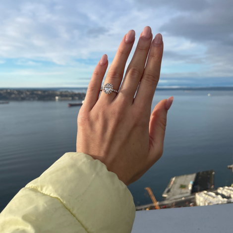 What Is a Halo On An Engagement Ring? 4 what is a halo on an engagement ring 4