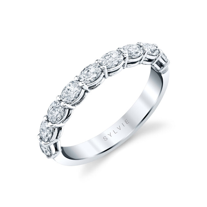 white gold oval shaped east to west wedding ring