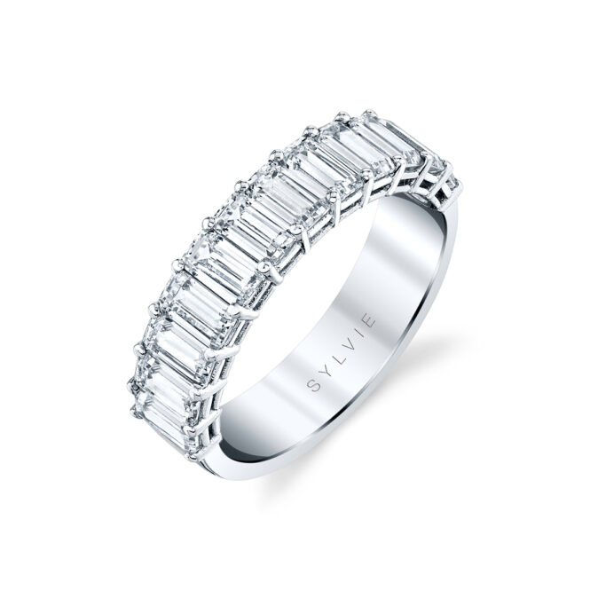 white gold emerald cut wedding ring b104-300