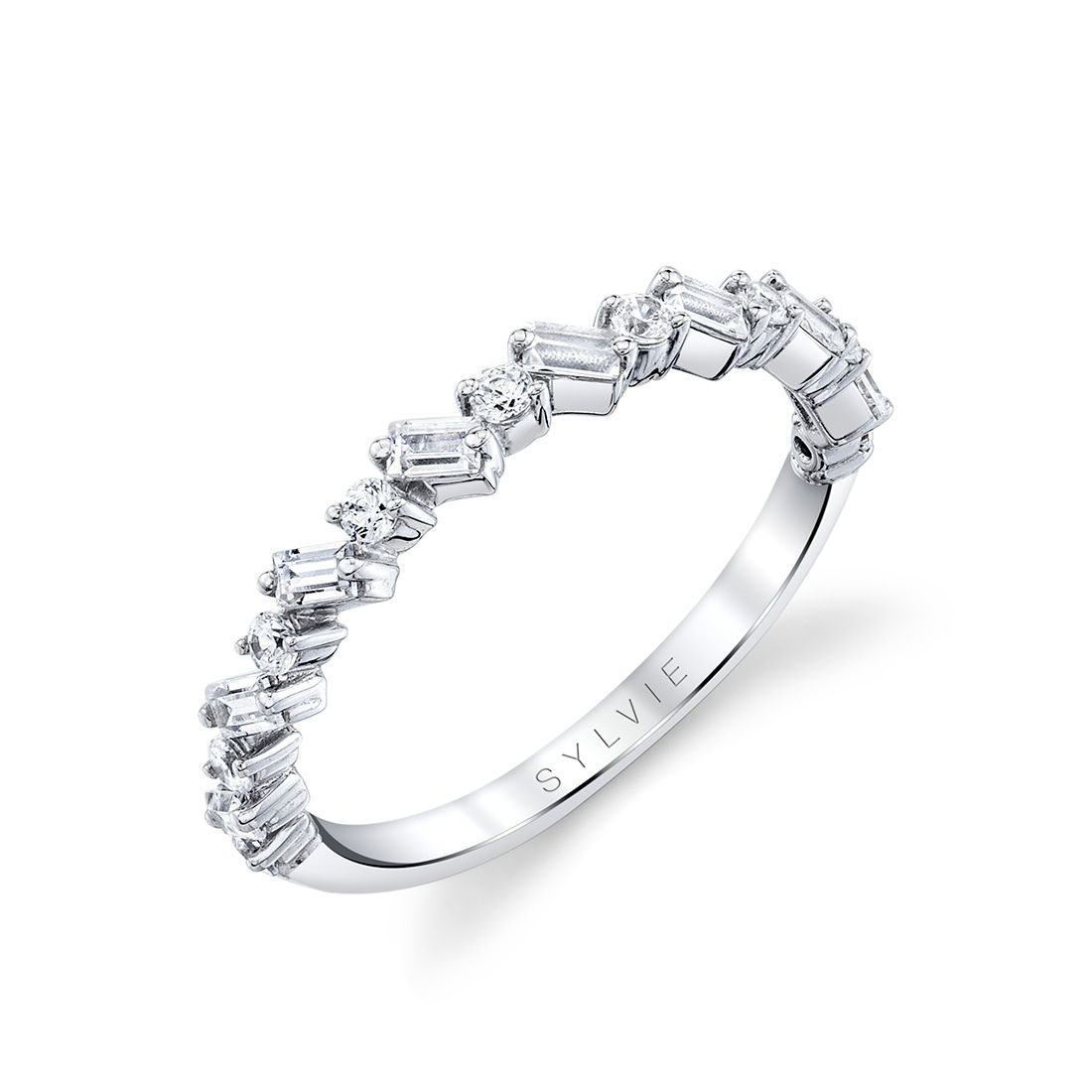 what kind of band should i wear with a solitaire engagement ring setting 8