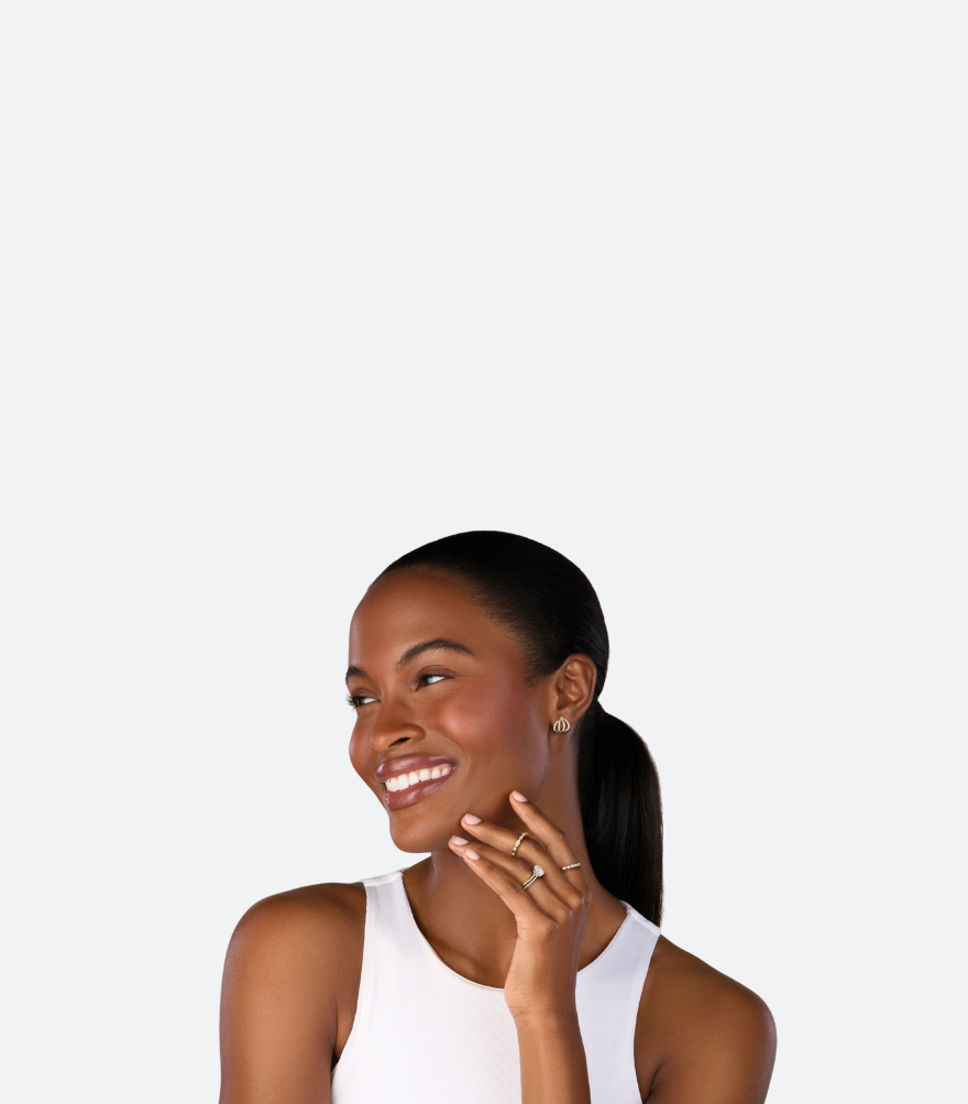 Round Engagement Rings Top Web Banner (Mobile)