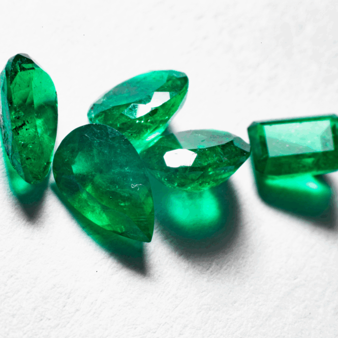 Best Stones for Engagement Rings: A Guide to Diamond vs. Gemstone ...