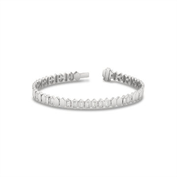 Yellow Gold Shell Tip Spaced Bezel Baguette Diamond Bracelet