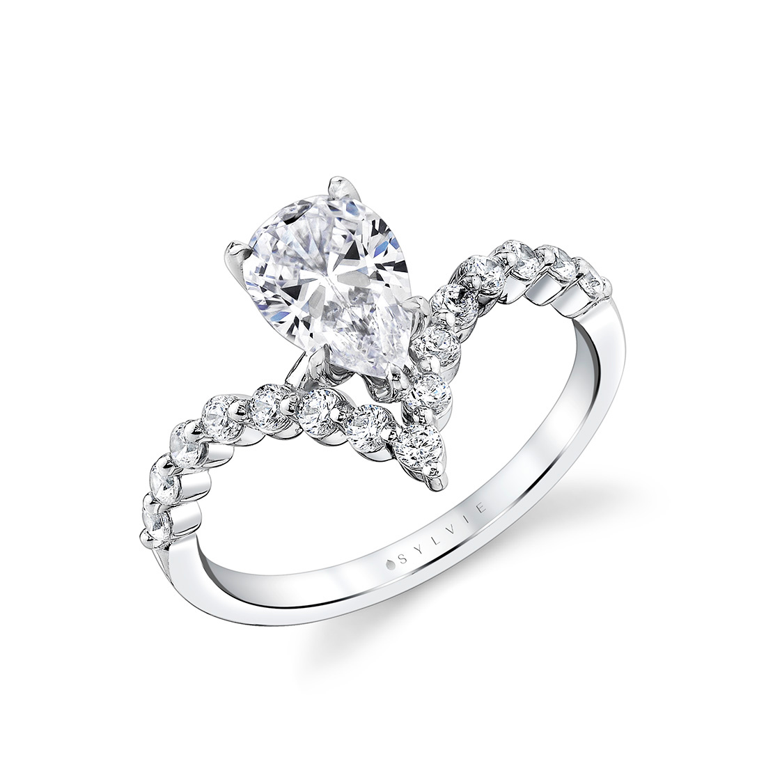 how to wear a pear shaped ring 7