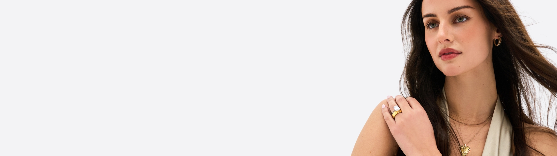 Solitaire Engagement Rings Top Web Banner (Desktop)