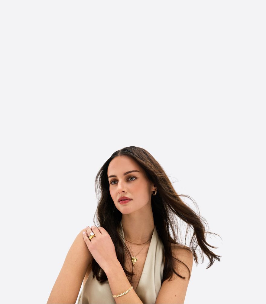 Solitaire Engagement Rings Top Web Banner (Mobile)