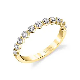shared prong wedding band