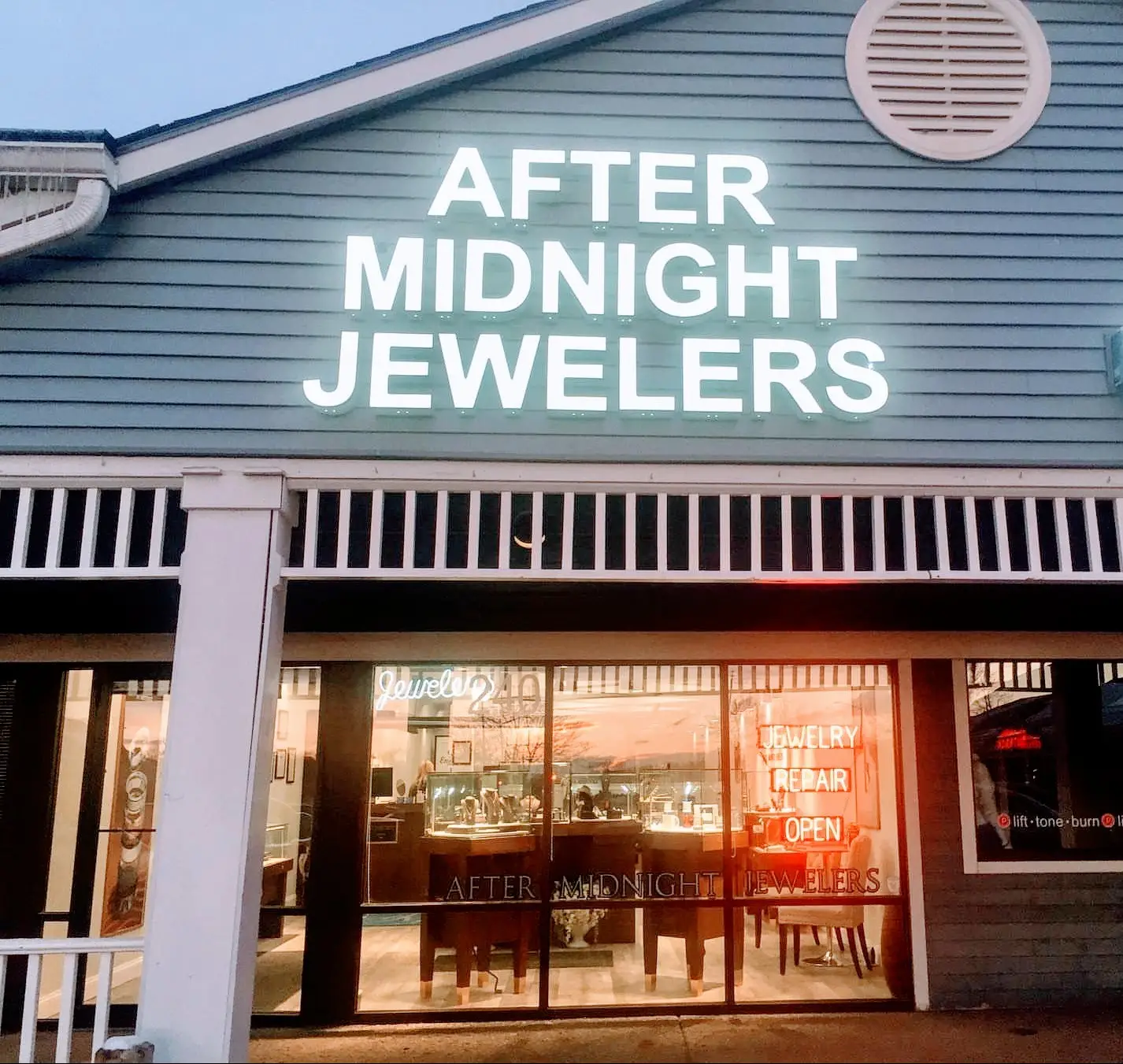 After Midnight Jewelers