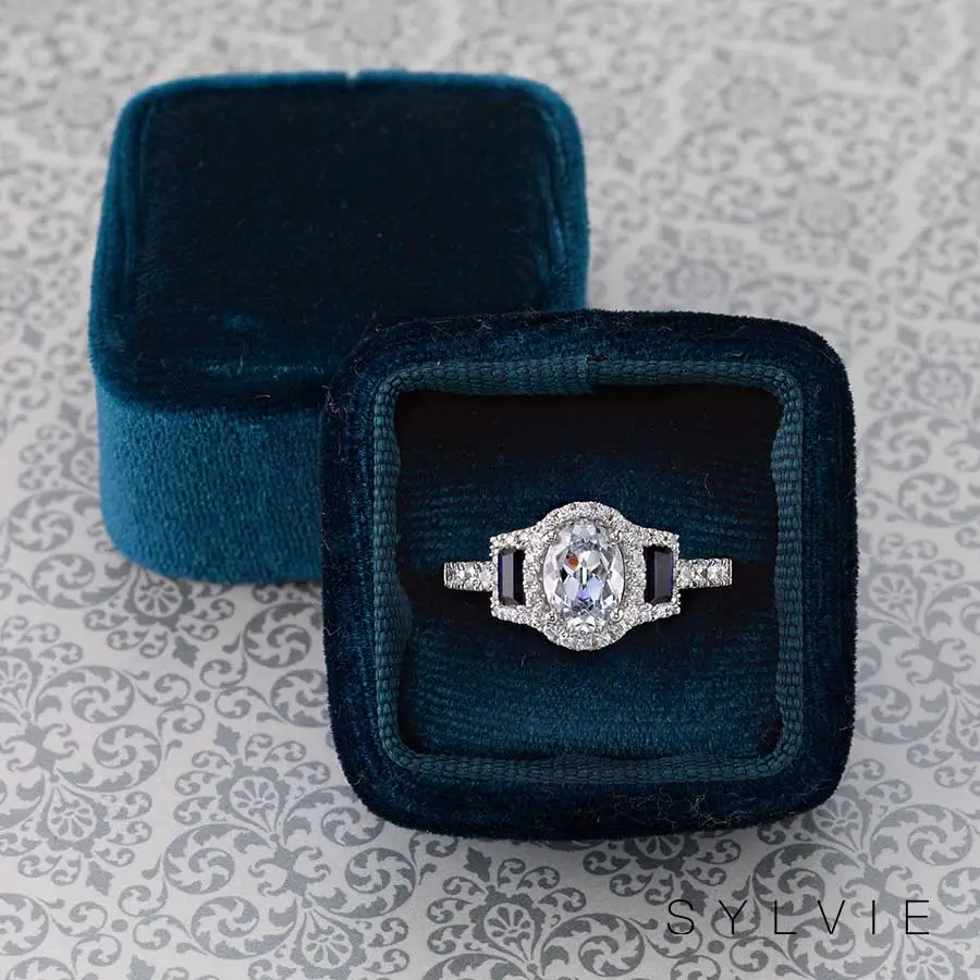 blue sapphire and diamond engagement ring
