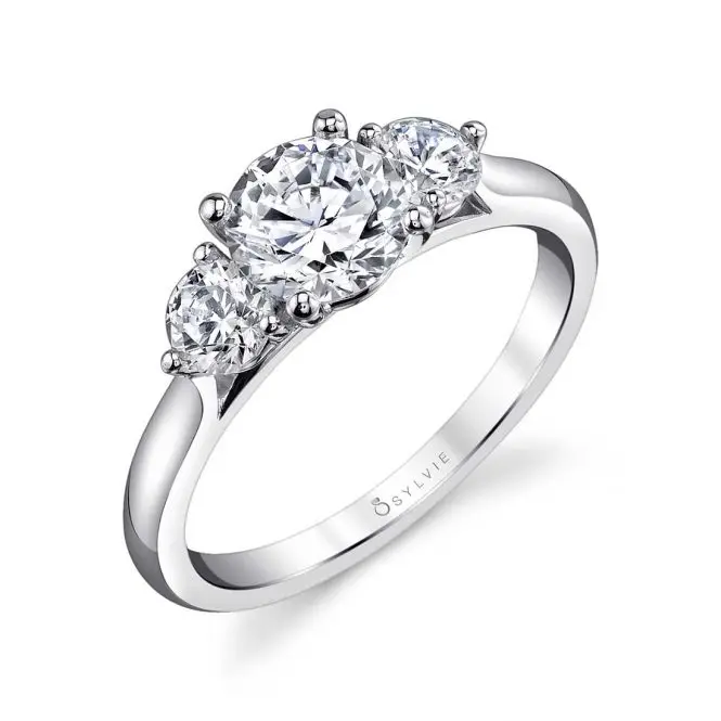 profile image of a three stone engagement ring