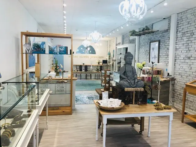 Water Street Jewelers – Guilford