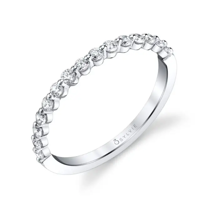 profile of unique engagement ring