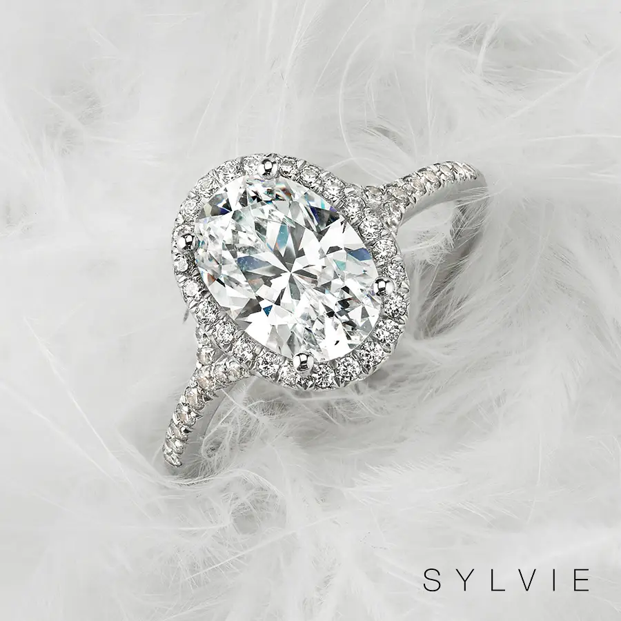 Oval Engagement Ring