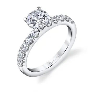 White Gold Classic Engagement Ring - Octavie