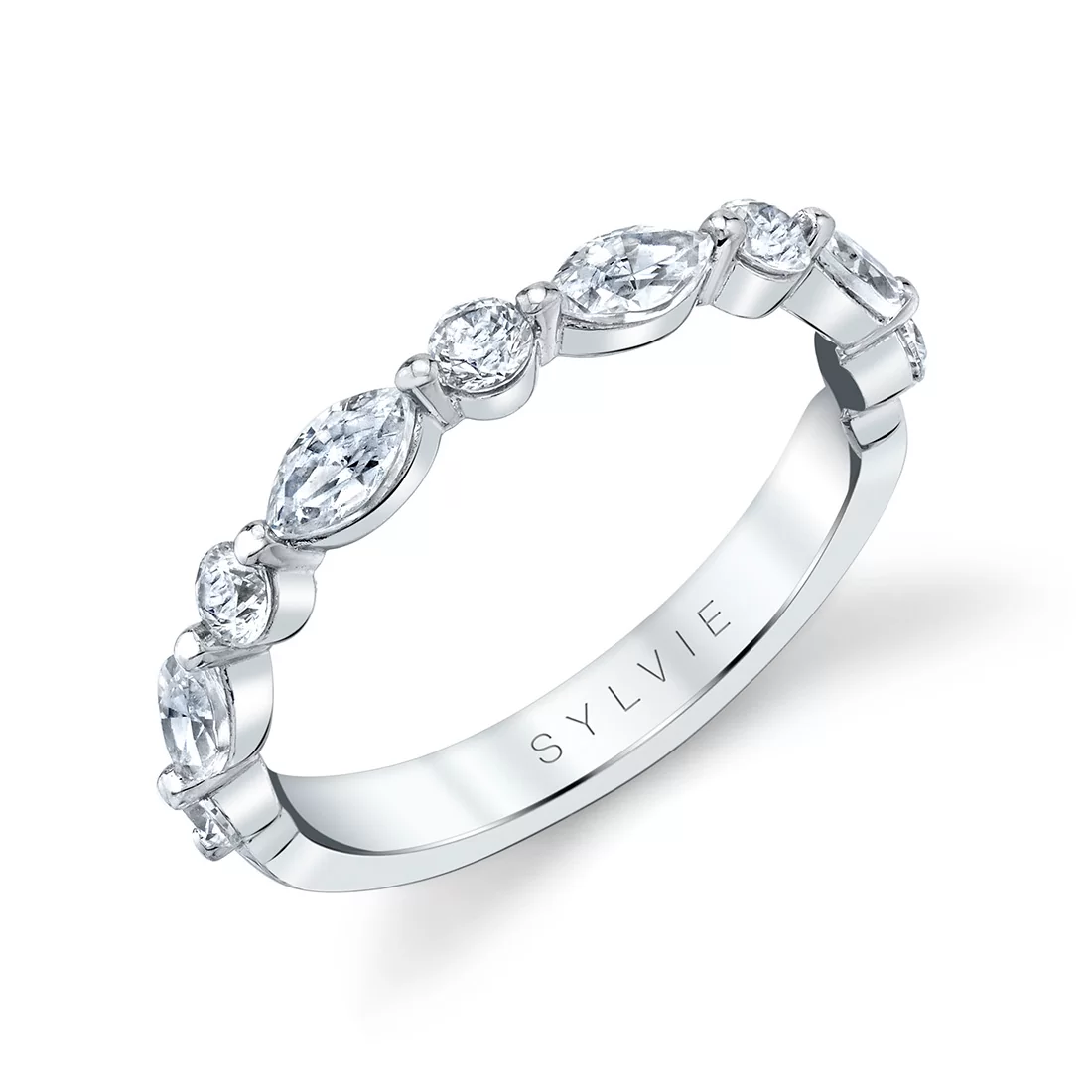 White Gold vs. Platinum 13 white gold vs platinum 13