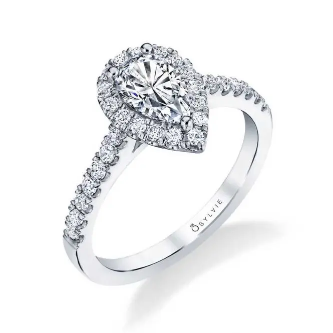 Radiant Cut Engagement Ring with Halo