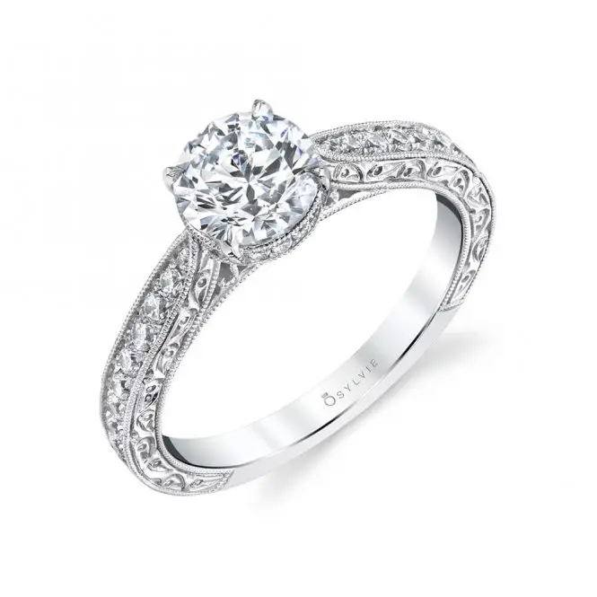 Round Cut Classic Engagement Ring - Geneva