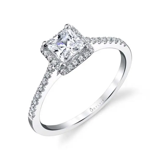 Round Halo Engagement Ring