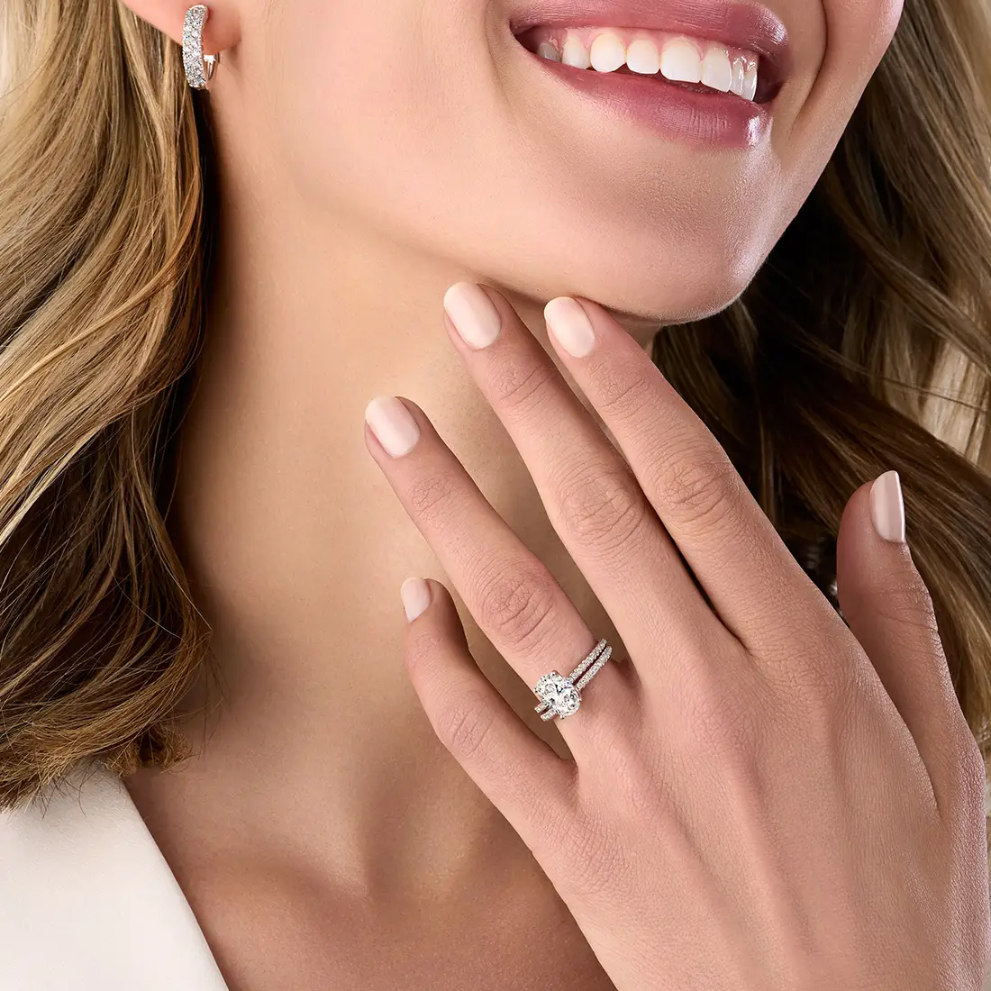 White Gold Classic Wedding Band - Maryam - Lifestyle Image - Lifestyle Image