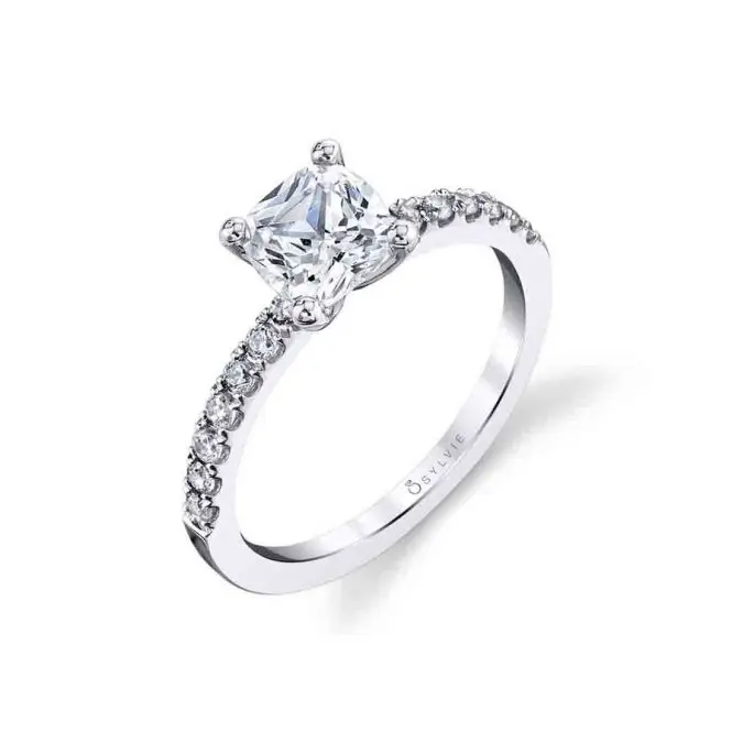 Classic Solitaire Engagement Ring