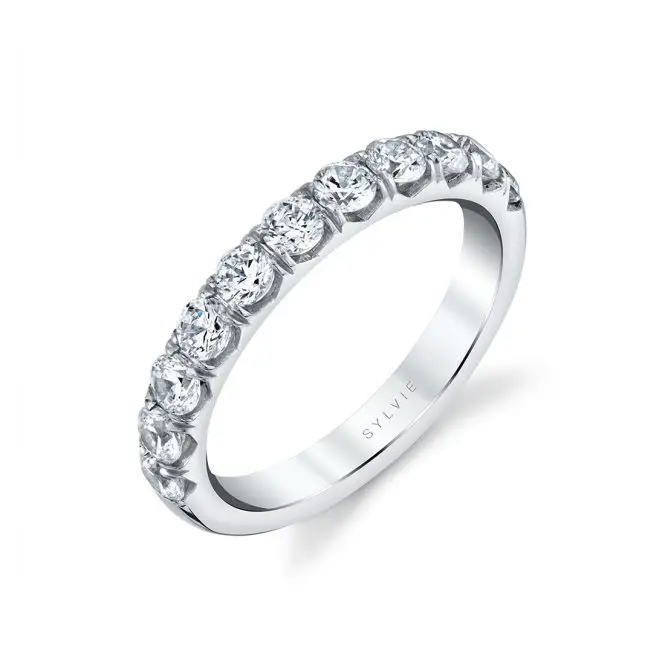 Profile image of a engagement ring with wide band - Aloria