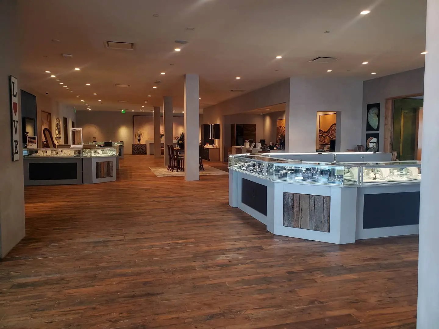 Shelia Bayes Jewelers