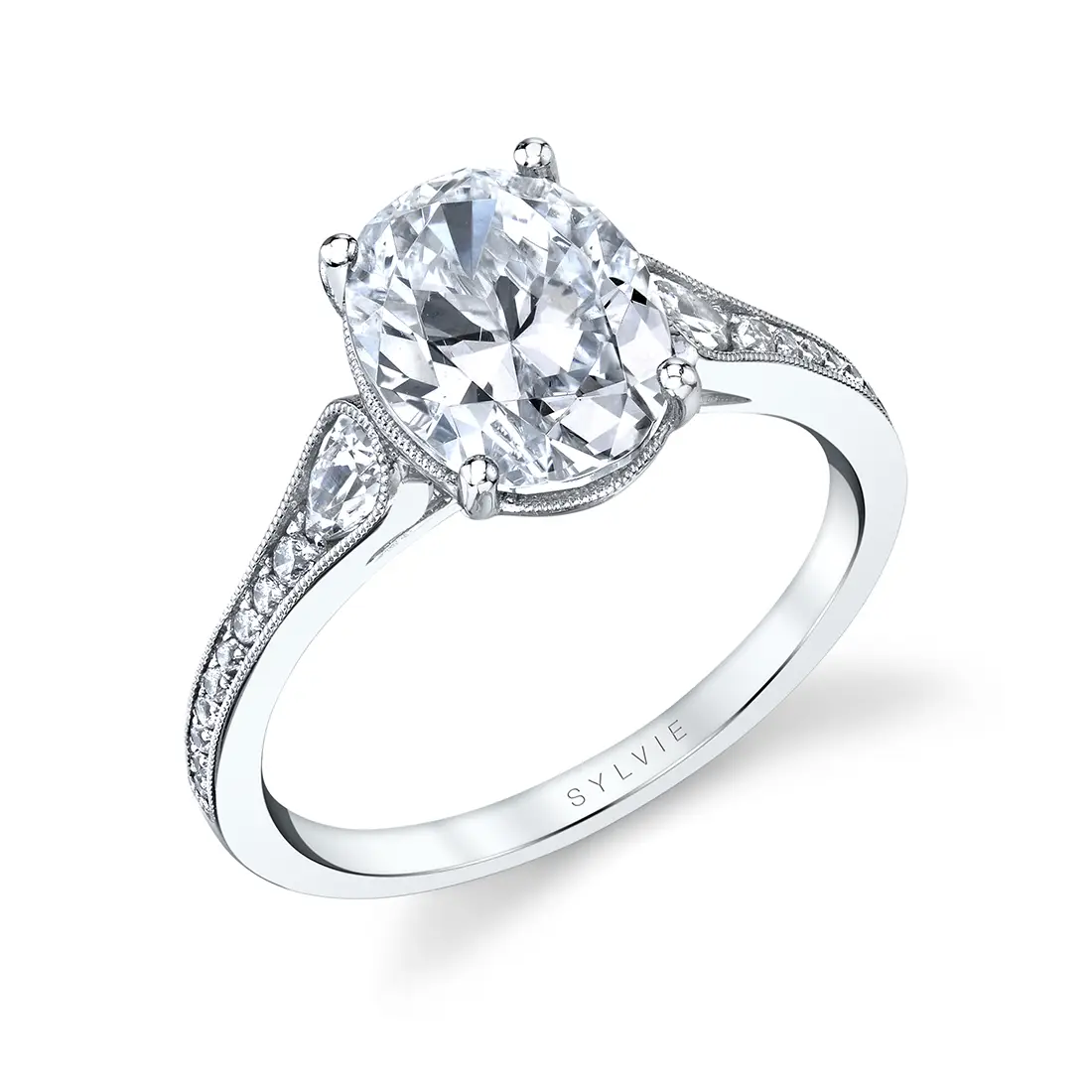 White Gold Oval Cut Unique Engagement Ring - Esmeralda